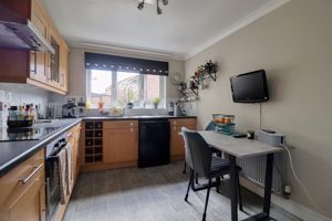 Kitchen- click for photo gallery